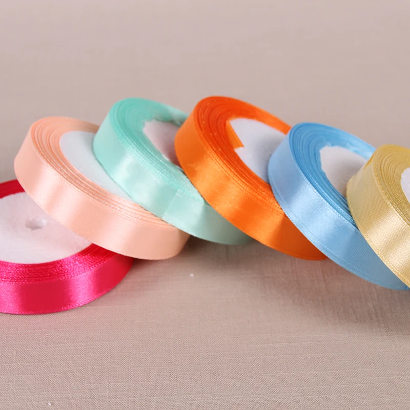 (25 ярдов/Лот) 15 мм ярко розовые атласное платье из полиэстера с розой и лентой на