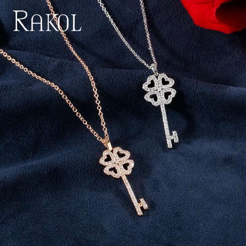 RAKOL новый модный дизайн 4 сердца цветок с микро проложенным ключом цепочка из