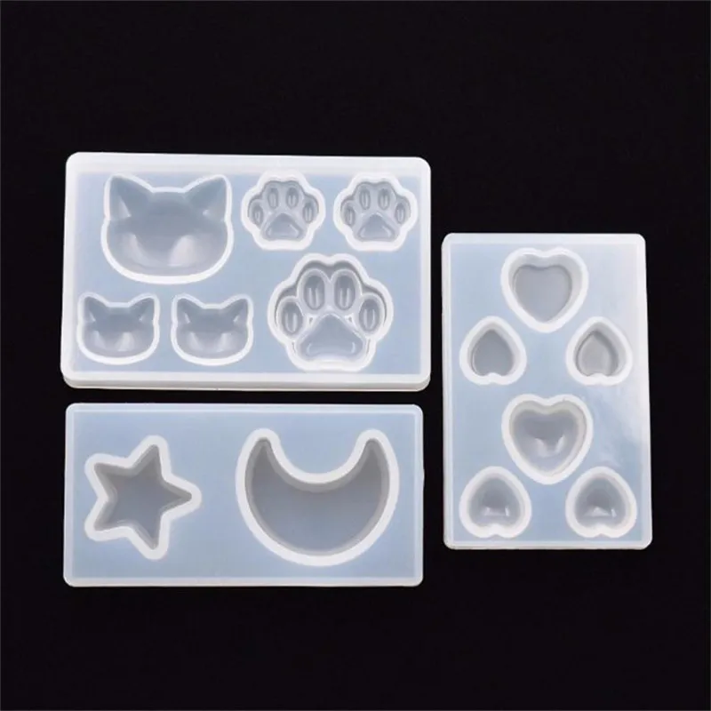 

Cat footprints Love Heart Silicone Mold DIY Clay Epoxy Resin Mold Pendant Decoration Molds Candy Chocolate Cake Mould