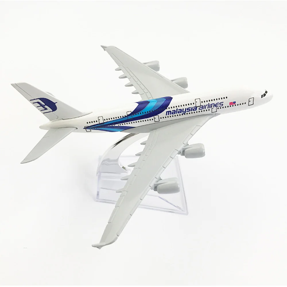 Самолёт в масштабе 1/400 самолёт Аэробус A380 малазийские авиалинии модель самолета