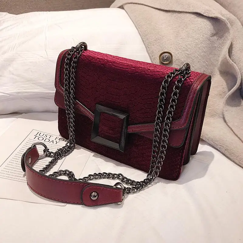 Winter Autumn Luxury Female Bag Women Velvet Shoulder Bag Chain Strap Flap Messenger Bag For Female Crossbody Bag - Color: Burgundy