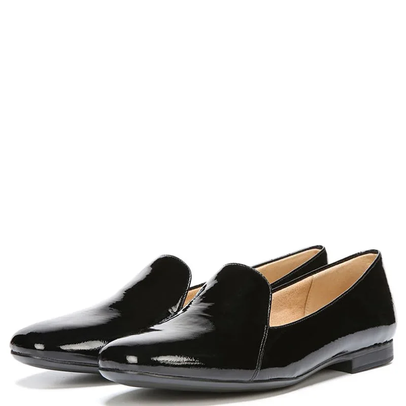 Черные лоферы на плоской подошве с закругленным мысом женские весенние офисные