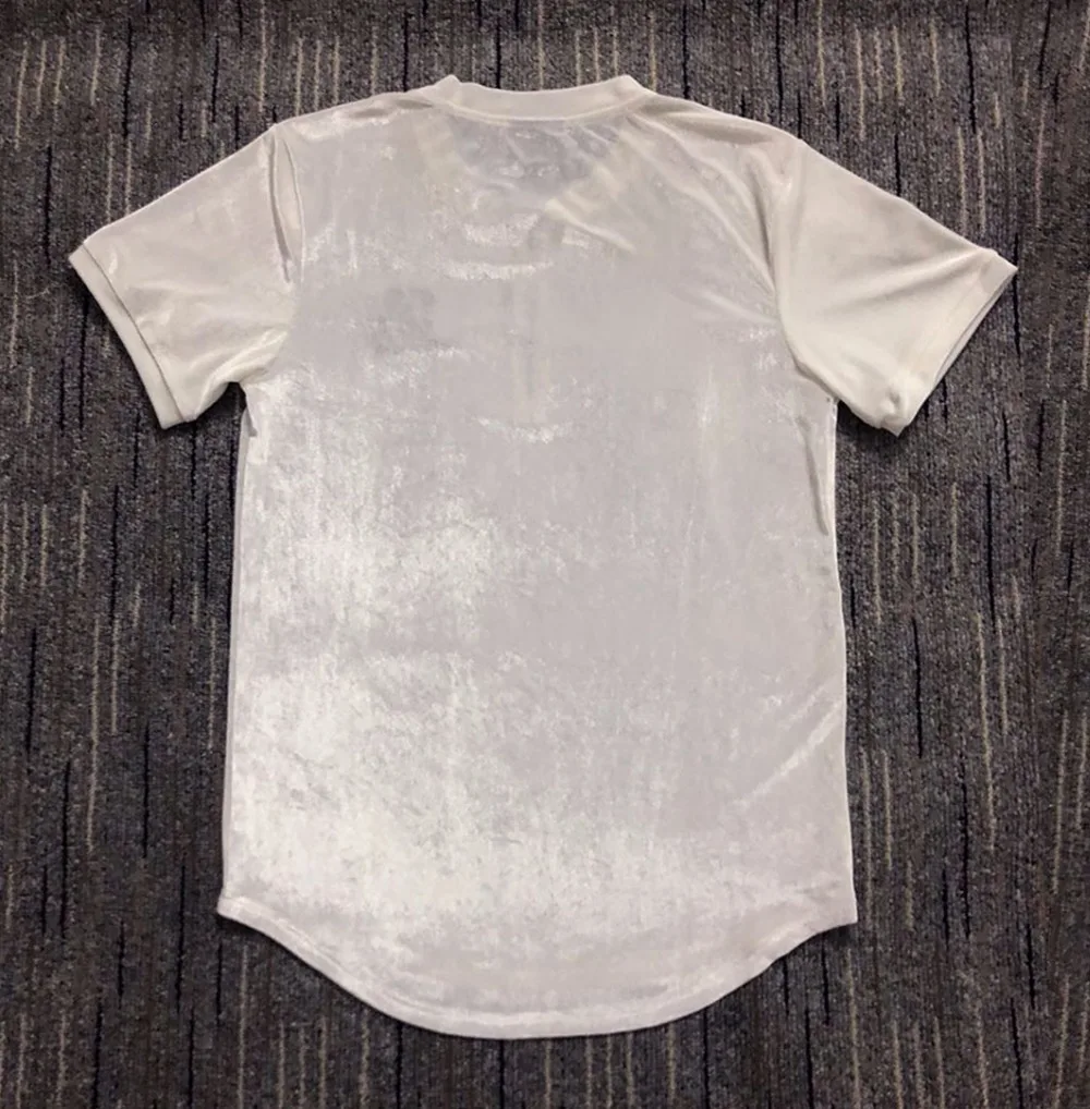 Брендовая мужская футболка с вышивкой бархатная ткань коротким рукавом весна