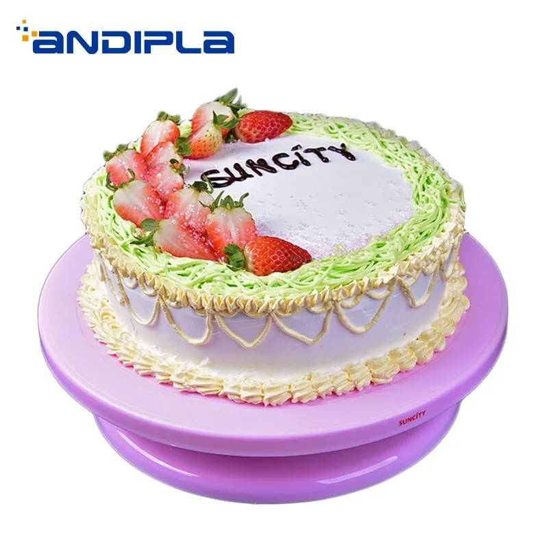 

Kitchen,Dining & Bar