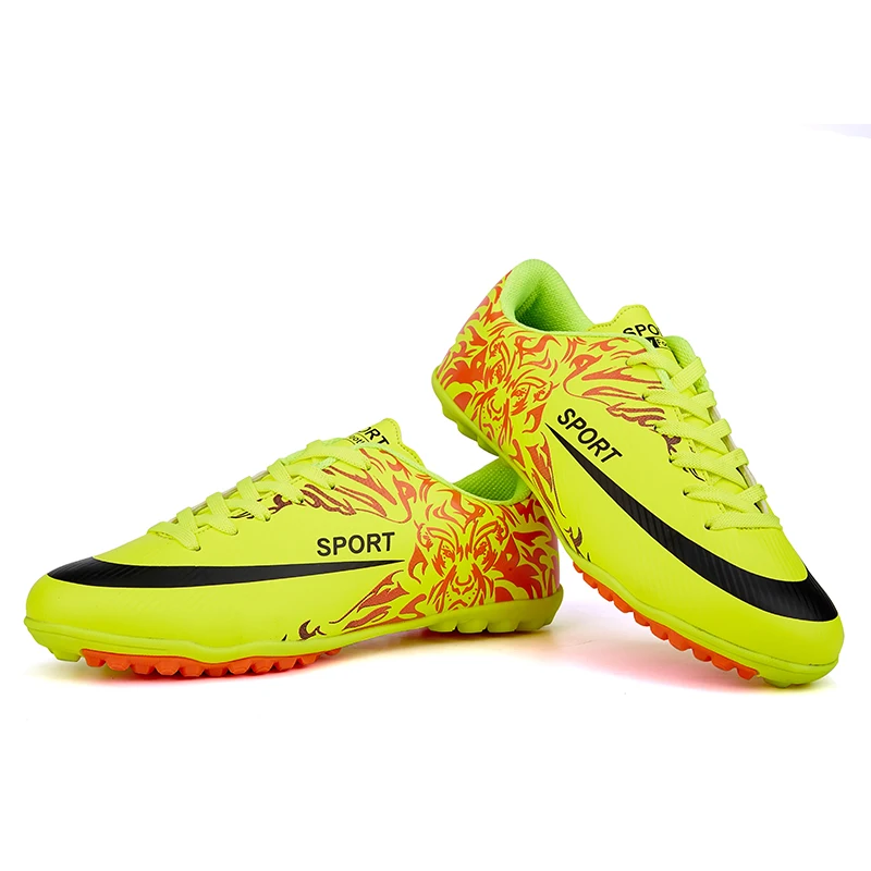 

Men Football Soccer Boots Athletic Soccer Shoes 2019 New Leather Soccer Cleats Training Football Sneaker Man