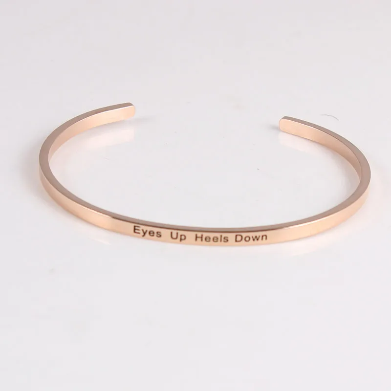 Розовое золото гравированные буквы глаза вверх каблуки вниз вдохновляющие