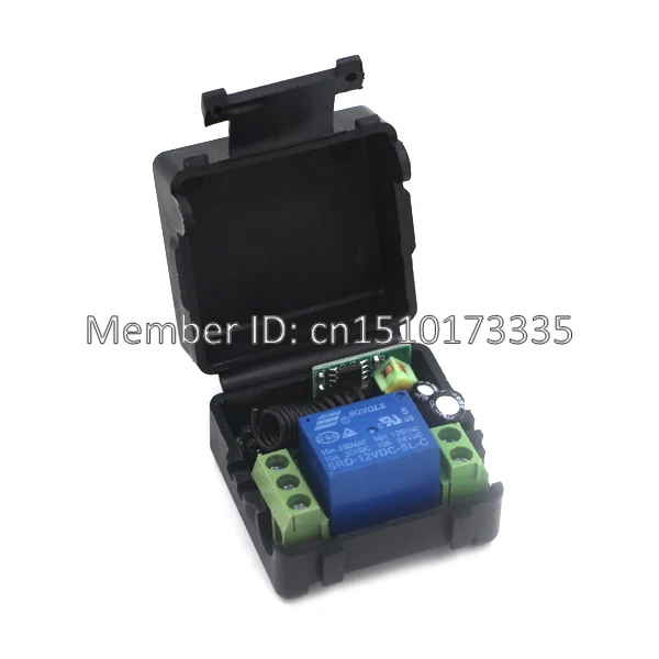 315/433MHZ DC 12V 1CH Remote Control Switch System 1PC RF Wireless 1-Button Transmitter + 2PCS 1 Channel Receivers |