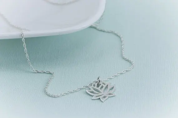 Fashion Plant Lotus pendant charm Necklace Tiny Flower Lotos Pendants Jewelry For Lady Women gift | Украшения и аксессуары
