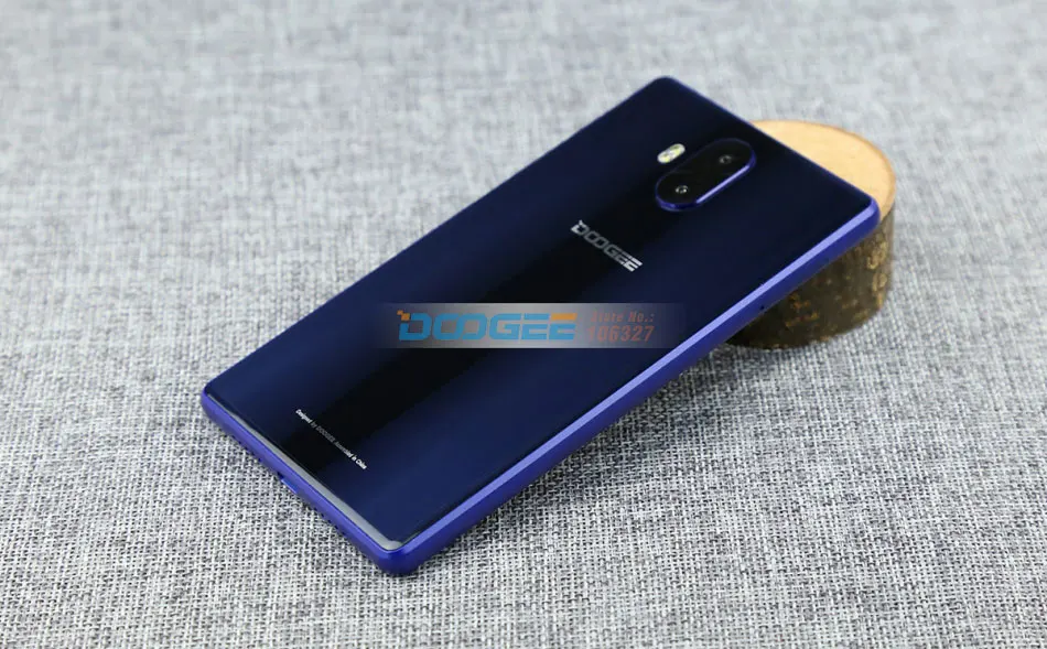 DOOGEE MIX Lite, 2 Гб+ 16 ГБ, 5,2 HD дюймов, Безрамная задняя двойная камера, фронтальная, отпечаток пальца ID, MT6737, четырехъядерный, 3080 мАч, 4G мобильный телефон