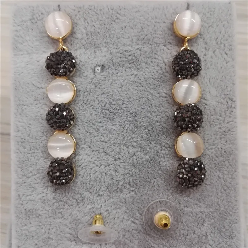 

Длинные круглые серьги-подвески из золотого металла с белыми и черными кристаллами и стразами, подвески из природного камня для женщин