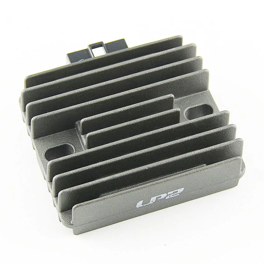 

Motorcycle voltage regulator rectifier for Yamaha FZR600 XT660 V-STAR XVS400 DS400 FZ6R YZF R1 YZF600 XP500 T-MAX500 TDM850