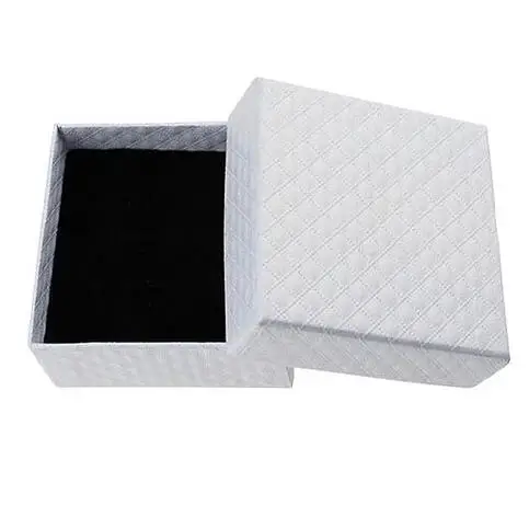 7.5x7.5 White Square Jewelry Box Necklaces Earrings Bracelets Organizer Boxes Gift Packing Engagement Ring Display Black White Red Wholesale - Цвет: 7.5x7.5 White