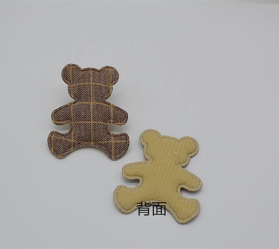 

Sew on 4.1*4.9 cm 40pcs/lot lovely Grid cloth bear heart Appliques for Cloth Decoration, Angel wing Hair Accessories