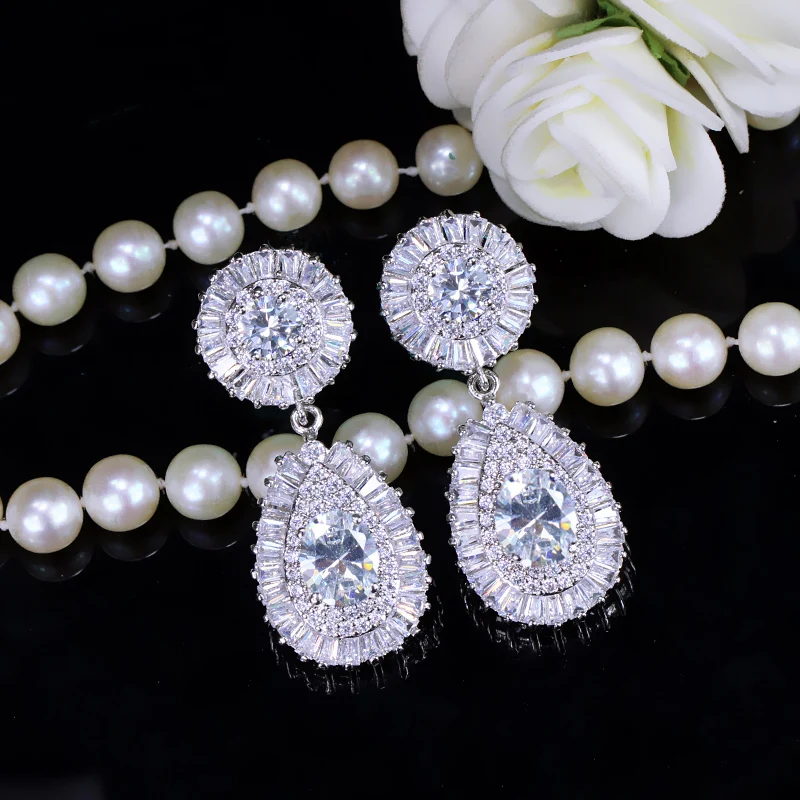 Женские длинные серьги подвески CWWZircons с синими камнями модель CZ314|earrings with blue stone|all