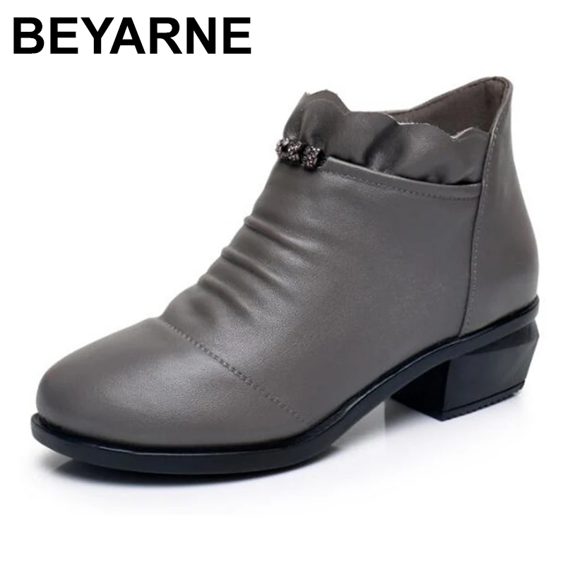 

BEYARNE Elegant Comfort Rhinestone Cowhide Leather Shoes Woman Boots 2018 New Autumn Winter Warm Snow Boots