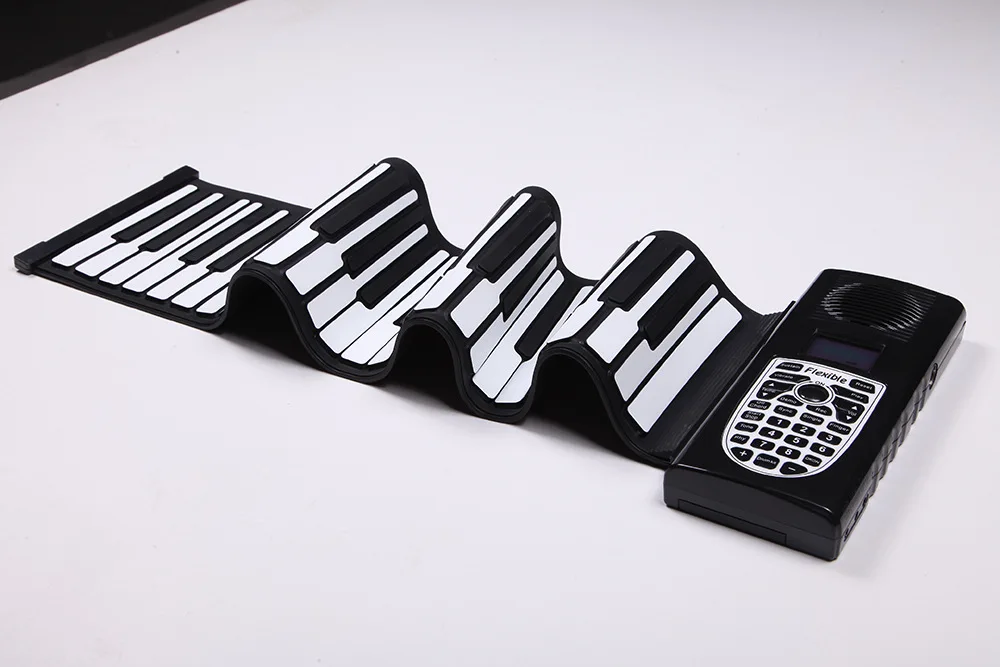 New Flexible Piano 61 Keys Electronic Keyboard Silicon Roll Up Sustain Function USB Port with Loud Speaker | Спорт и развлечения