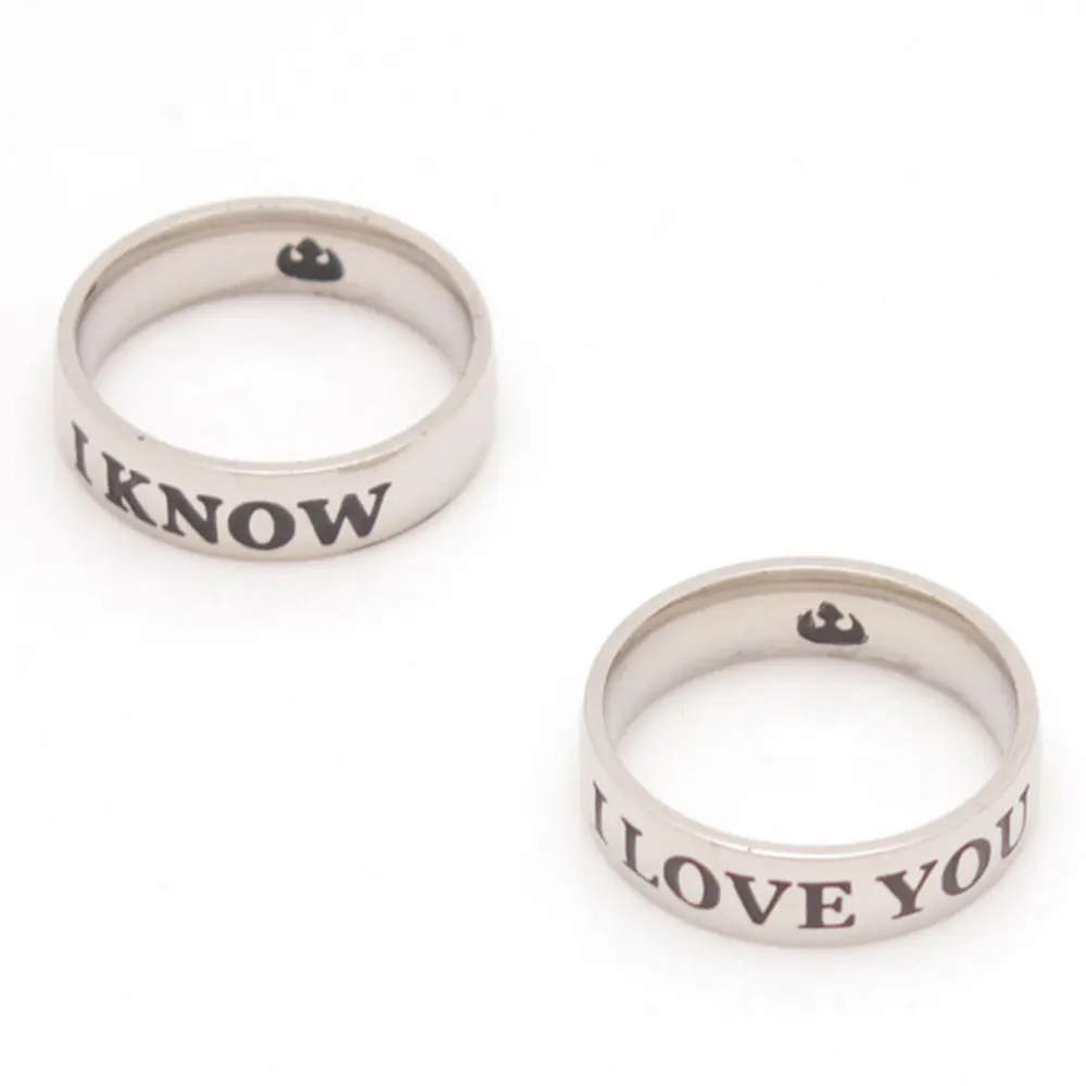 Классическое кольцо для пары с буквами из титановой стали свадебное женщин и