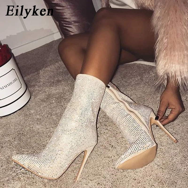 Eilyken/женские ботильоны; большие размеры 35-42; стразы; обувь на высоком каблуке; женские пикантные мотоботы на молнии с острым носком