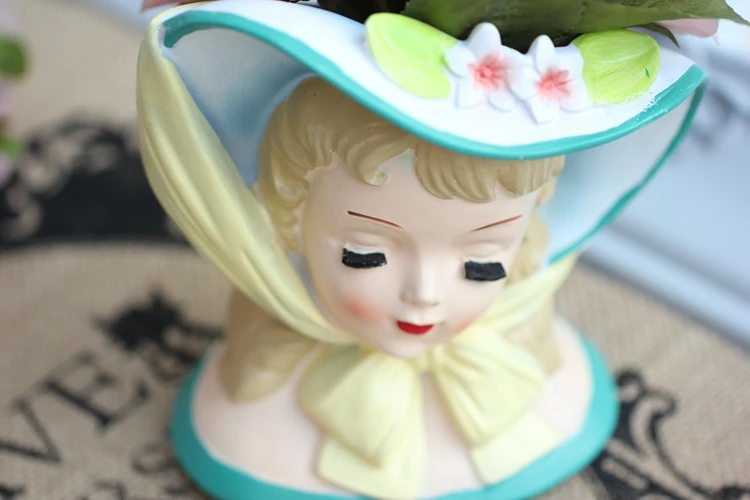 Limited Collection Cute Vintage Resin Girl Royal Court Palace Doll Toy Friend Birthday Gift Home Deco 14cm | Игрушки и хобби