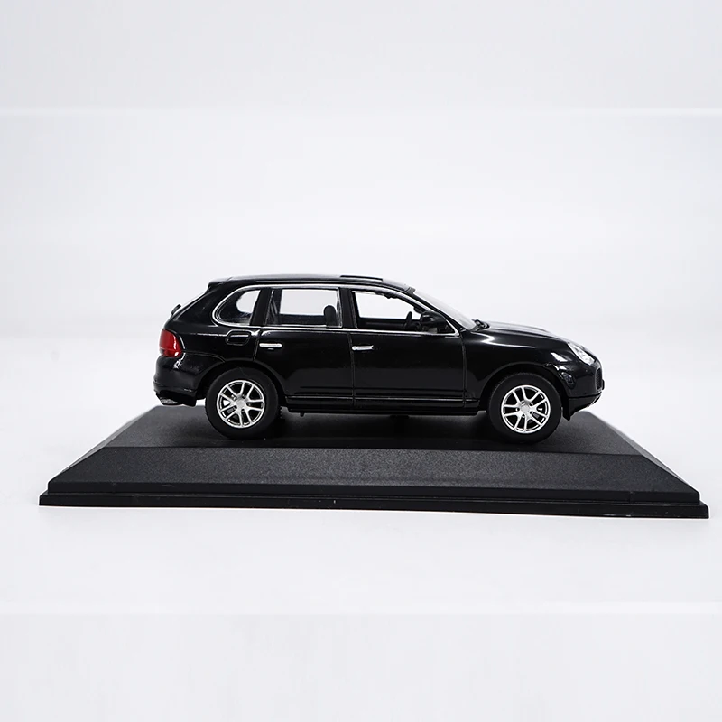 1:43 Cayenne SUV спортивная модель автомобиля из сплава игрушка для детей подарок