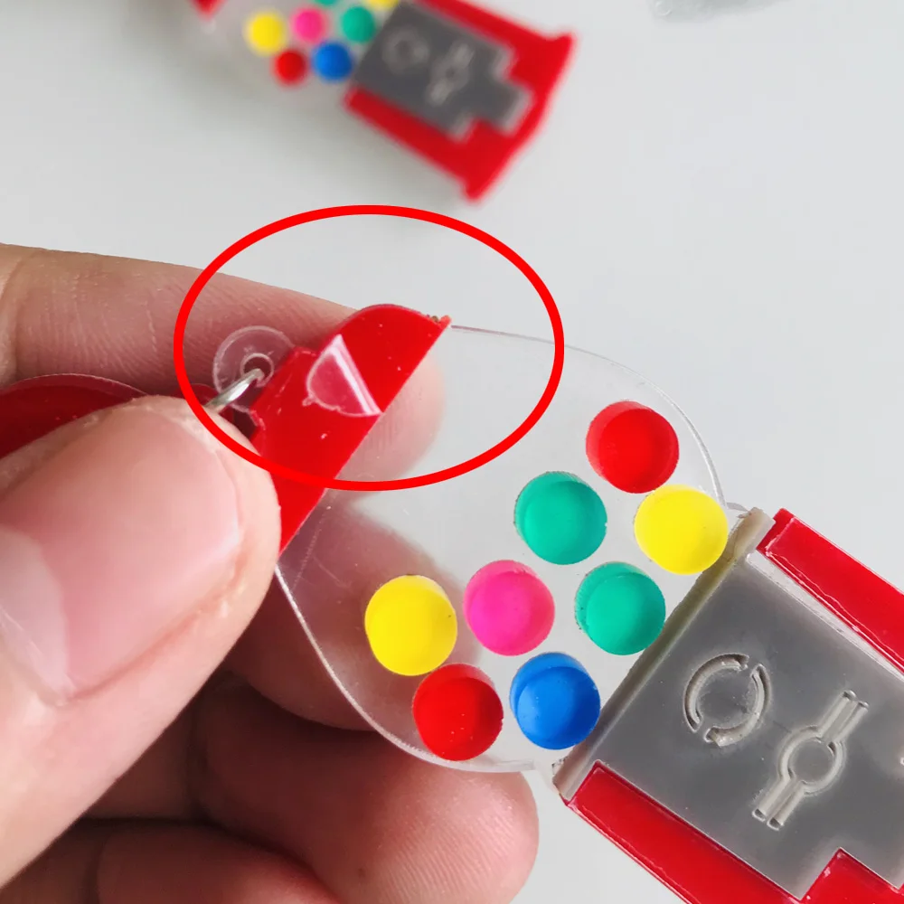 Новые креативные забавные Разноцветные серьги-капельки Gashapon с длинной кисточкой для женщин и девушек, крутые дизайнерские висячие серьги