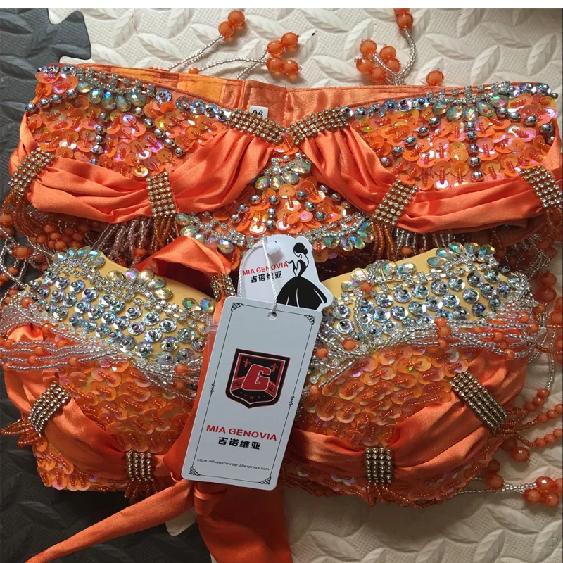 Женский костюм для танца живота из бюстгальтера и юбки с бусинами 3 предметов