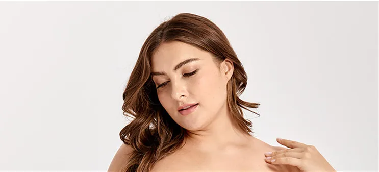 Women's Soft Lightly Padded Underwire Molded Silicon Invisible Convertible Multiway Strapless Bra