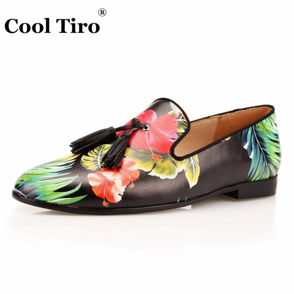 Крутые мужские лоферы с кисточками тапочки из натуральной кожи цветочным