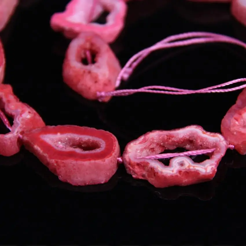 12 15 шт./нить розовый красный друзовый кварц жеодовая плита подвесные бусины Nugget