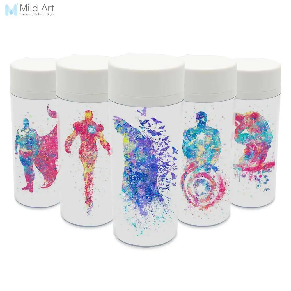 Пластиковый изолированный акварельный супергерой Бэтмен Бесконечная война