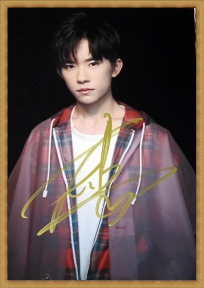Ручная подпись TFBOYS Jackson фото с автографом 6 дюймов Бесплатная доставка 4 версии