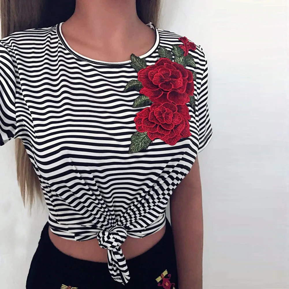 Модные короткий рукав Для женщин с цветочной вышивкой в полоску летняя футболка