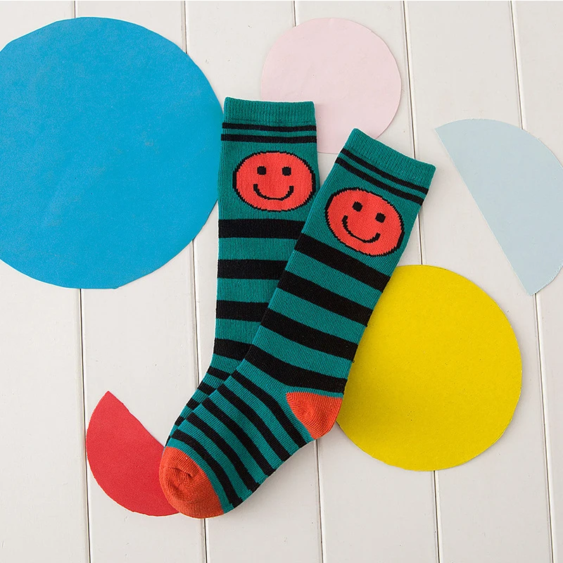 Sport Knee children socks made by pure cotton with Cartoon Smiling Face great soccer basketball For Children 0-6 years old | Мать и
