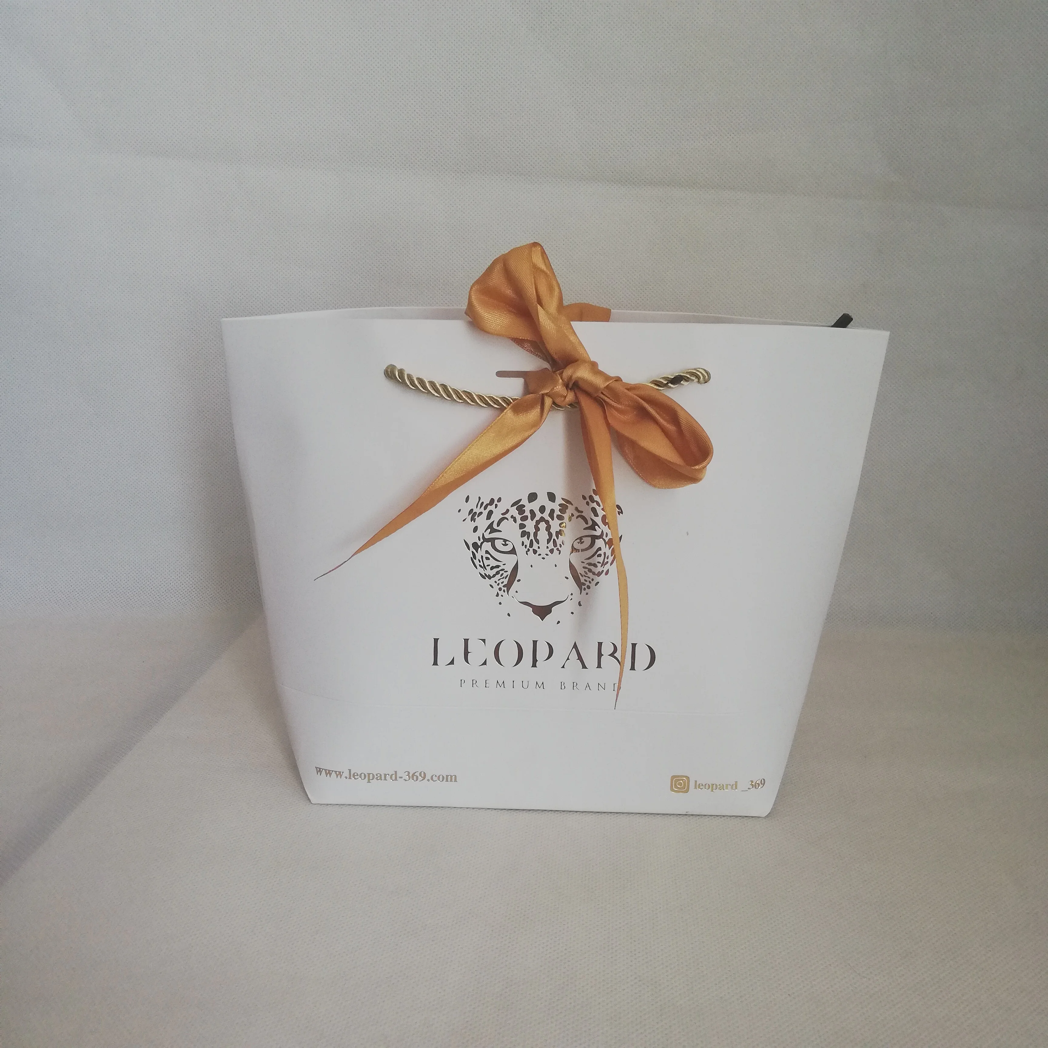 Оптовая продажа 500 шт./лот пакеты с логотипом для покупок на заказ упаковка