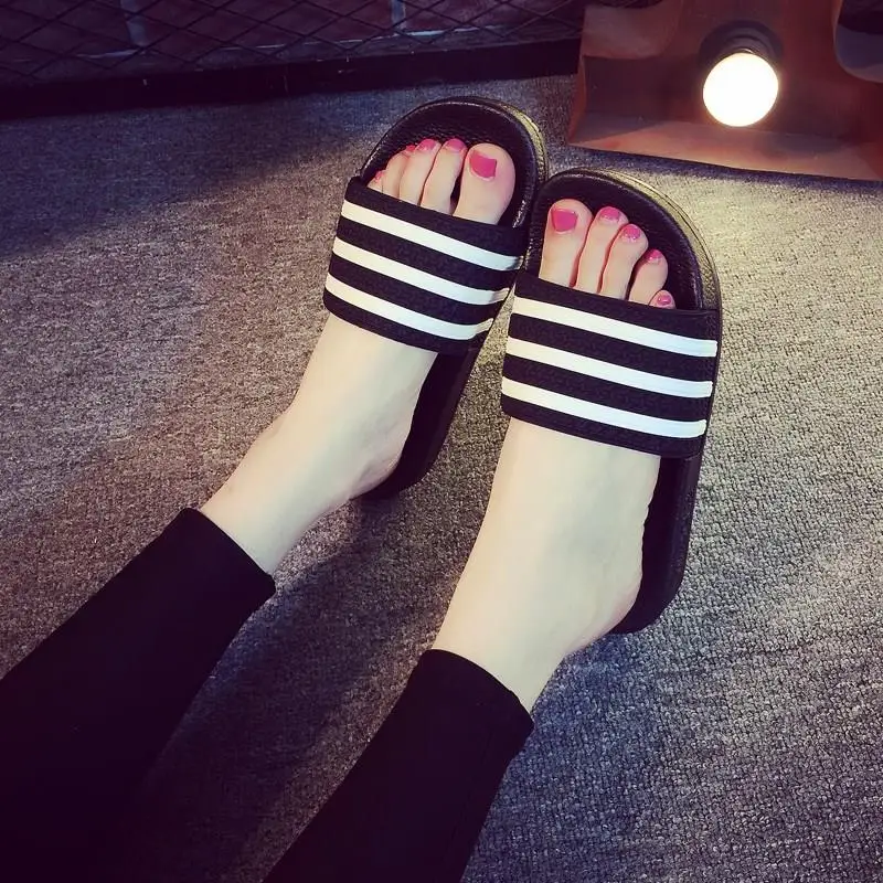 

Fashion Summer Strip Women Slippers Brand Shallow Unisex Outdoors Flat Slippers Shallow Cute Summer Ladies Slides