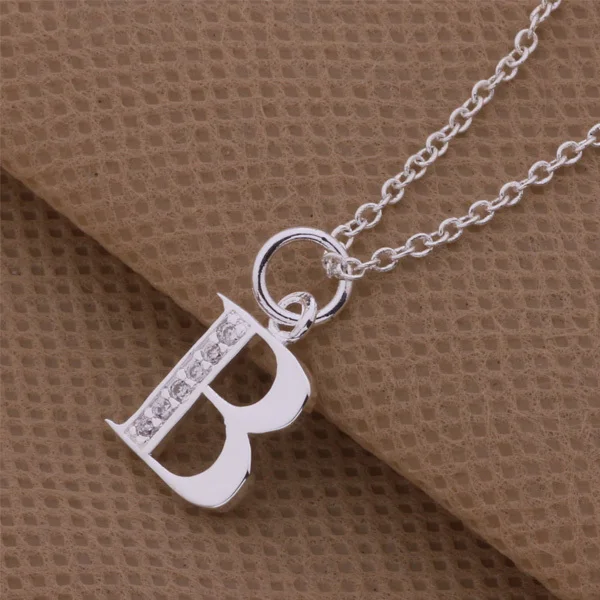 Цепочка с подвеской серебряного цвета буквой B из циркония | Украшения и