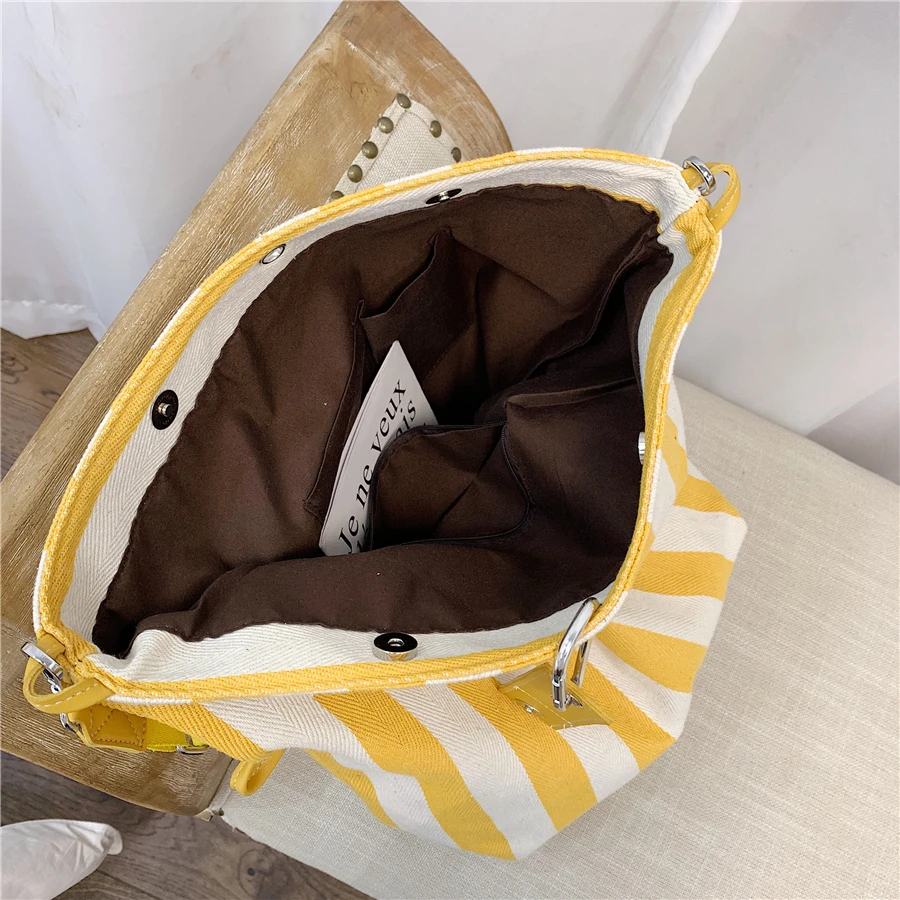 

Women's Handbags