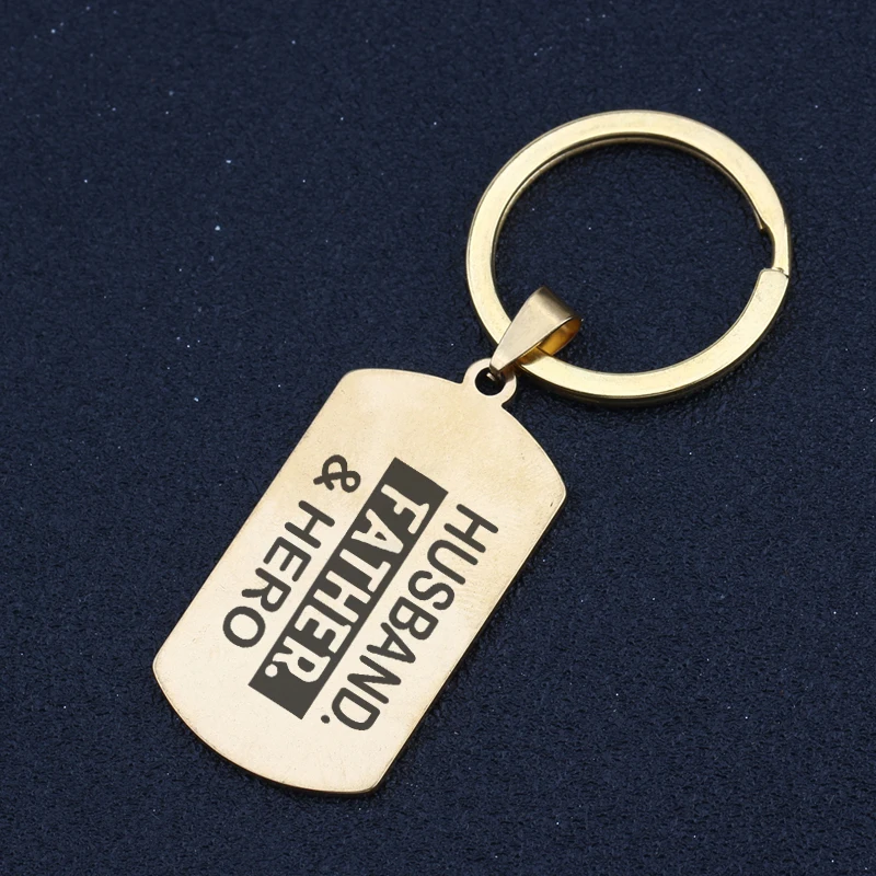 Мужской эксклюзивный брелок выгравированный муж отец и герой для мужа подарок от