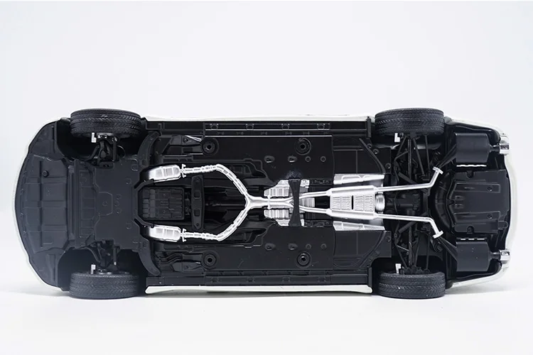 1:18 Infiniti Q70L высокая модель автомобиля из цинкового сплава, коллекция и подарок металлическая роскошная модель автомобиля, шесть открытых дверей
