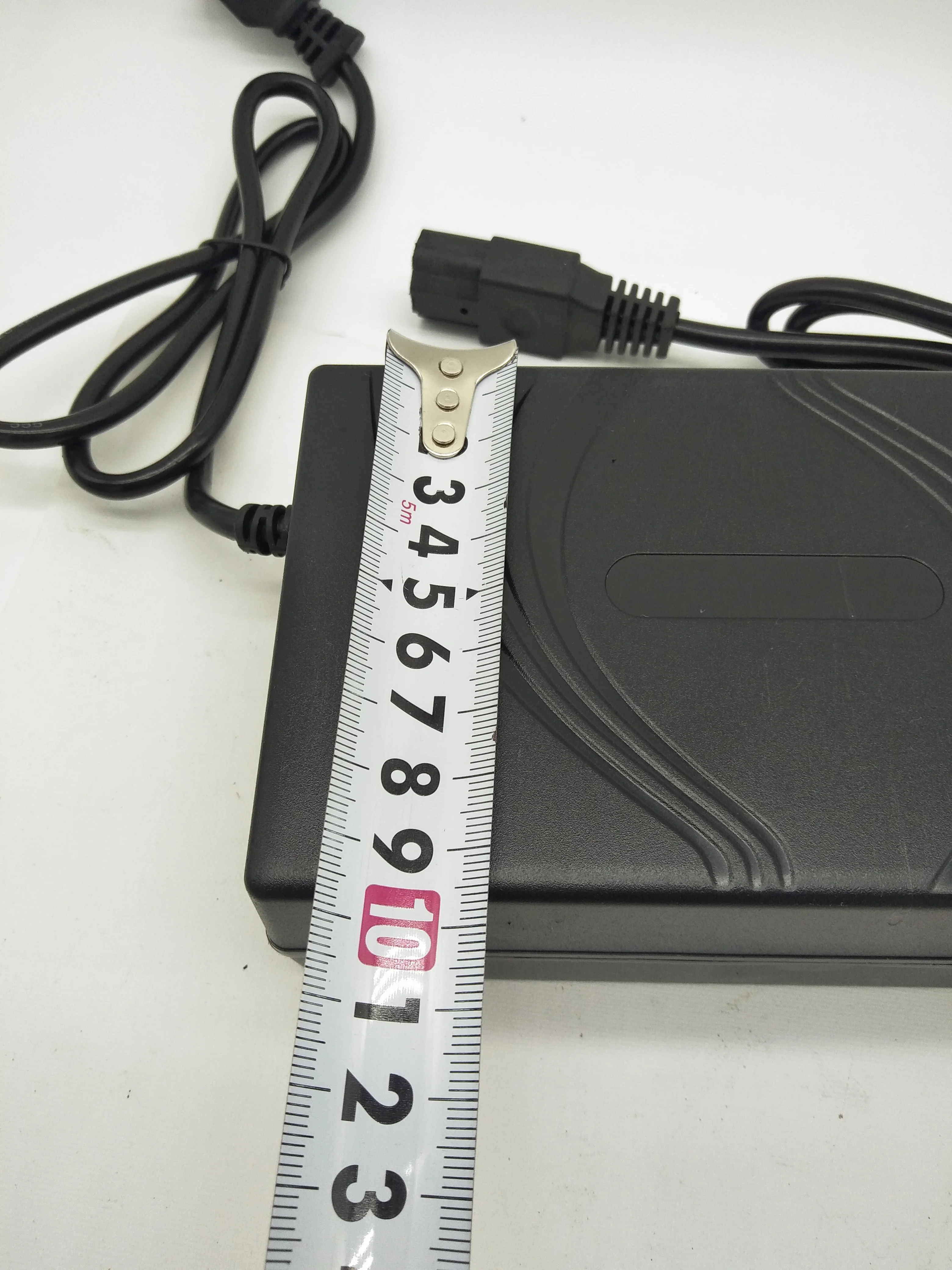 Зарядное устройство A324 для электрического скутера велосипеда 60 в 20 Ач |