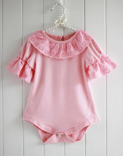 2016 милый комбинезон для новорожденных Детский с рукавами-пузырьками и кружевным