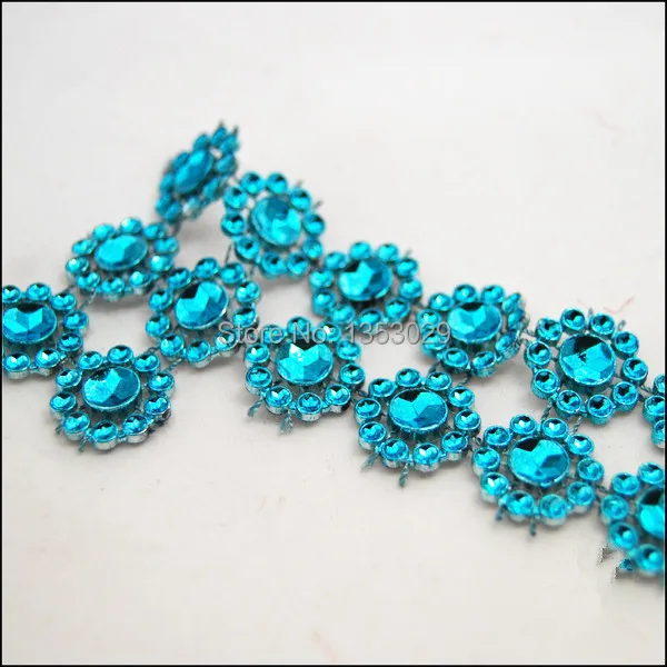 

Free Shipping 3.75"x5Yards(15ft) Turquoise Diamond Daisy Flower Rhinestone Mesh Wedding Party Decors Bling Crystal Wrap Ribbon