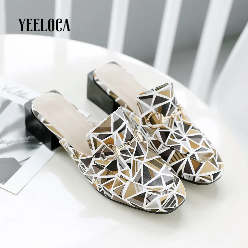 

YEELOCA 2019 summer outside women slippers mixed colors square heel metal decoration med high casual woman slides