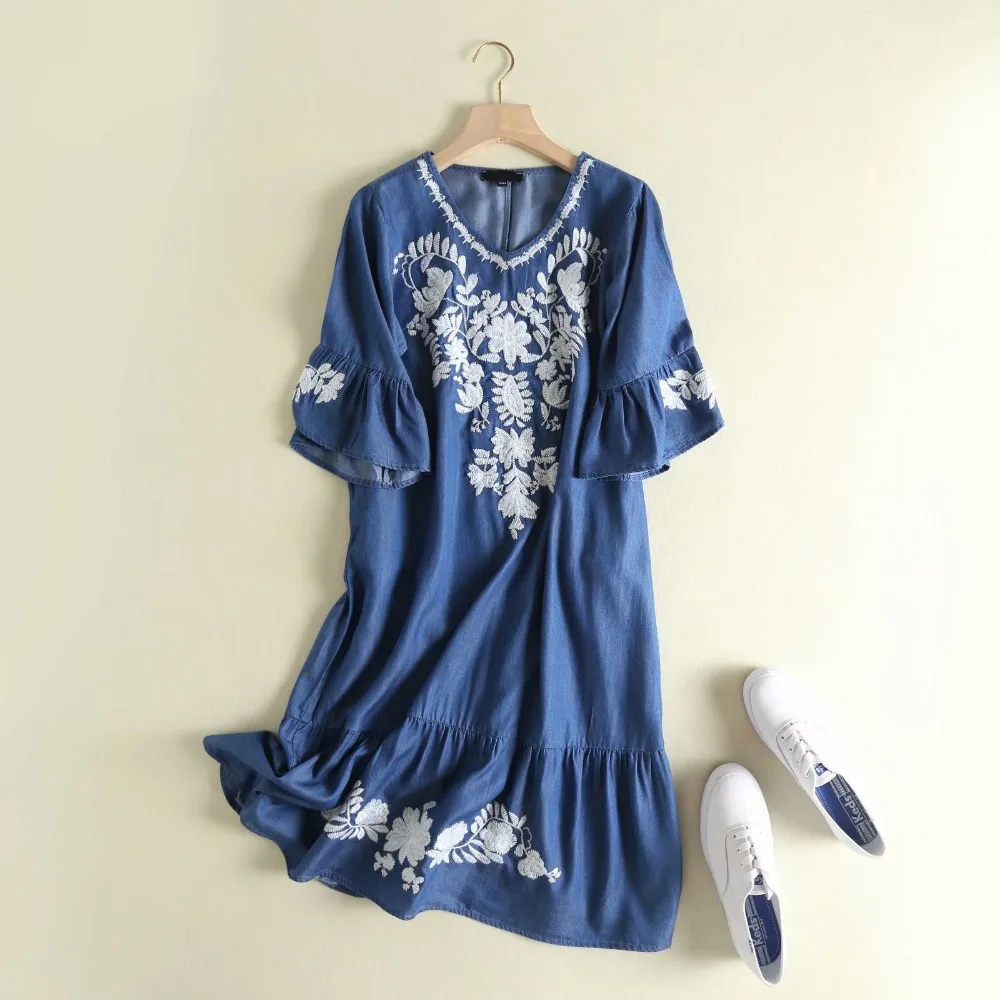 Women Vintage Blue Denim Dress Lady V Neck Flare Sleeve Summer Casual Floral Embroidery Dress Plus Size vestido