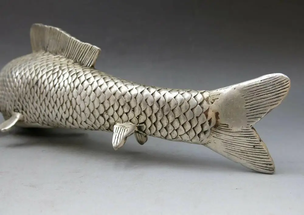China silver handwork carved fine luck fish sculpture beautiful carp Statue images - 6