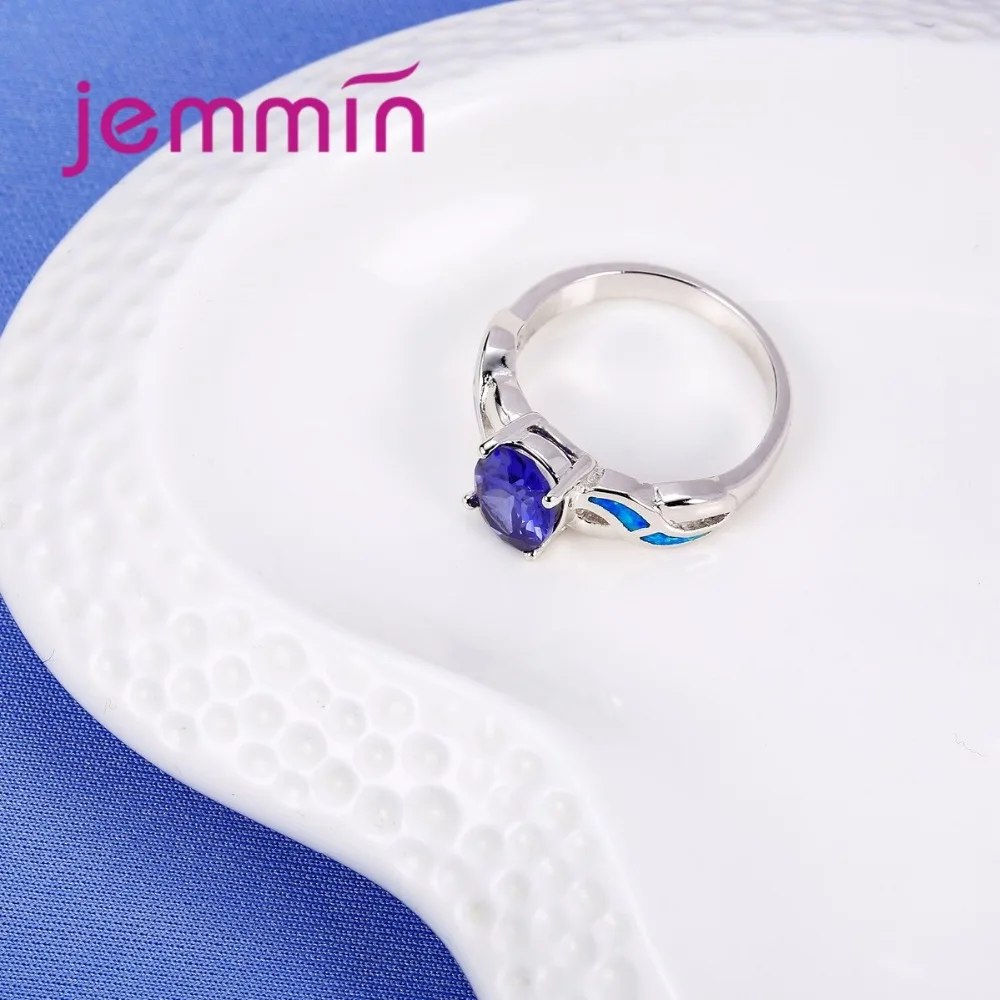 Женское кольцо из серебра 925 пробы с сапфировым камнем | Украшения и аксессуары