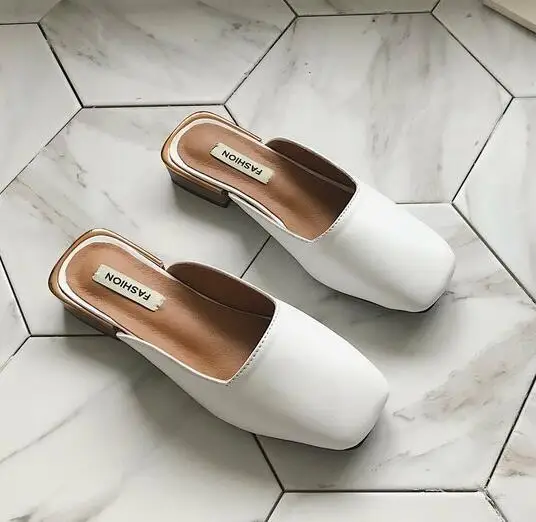 Бежевый Женская обувь; шлепанцы без задника в горошек; zapatos mujer; коллекция года; сезон лето; модные шлепанцы с квадратным носком; тапочки с закрытым носком; лоферы; цвет черный, белый - Цвет: Бежевый