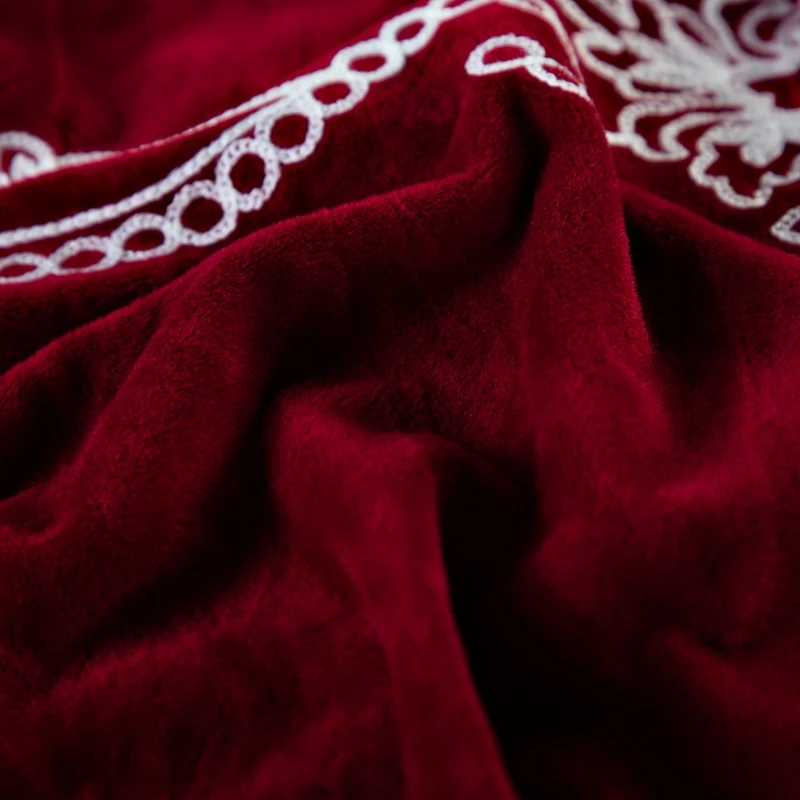 Роскошный комплект постельного белья винно-красного фиолетового синего цвета с