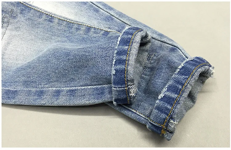 Джинсы для мальчиков Свободные повседневные весенние джинсы Детские Модные