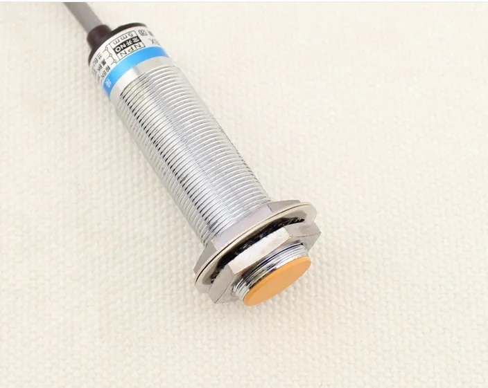 

Near Switch LJ18A3-5-Z/BY Flat Shield Type PNP Direct Three Line Normally Open M18